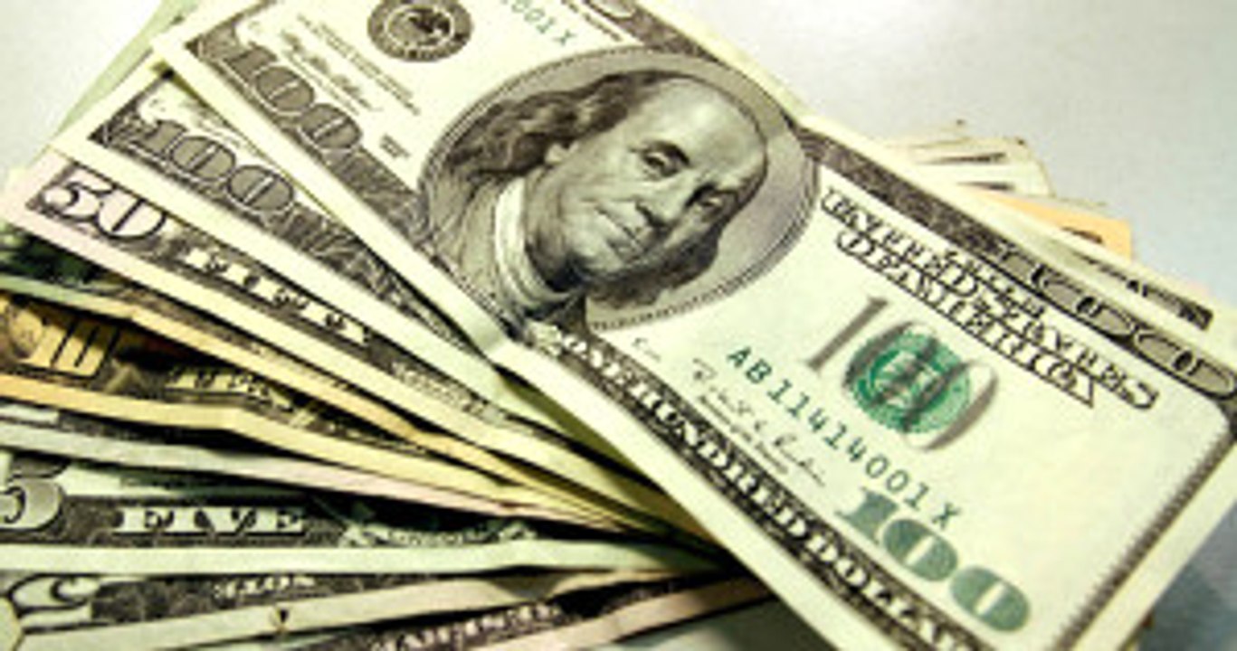 Dolar Haftaya Düşüşle Başladı