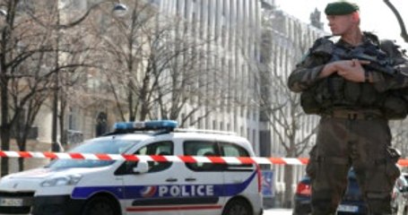 Almanya'da Koalisyon Ortağı Parti'nin Genel Merkezinde Bomba Alarmı!