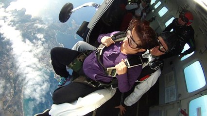 Saut de Alexandra  en tandem à Calvi