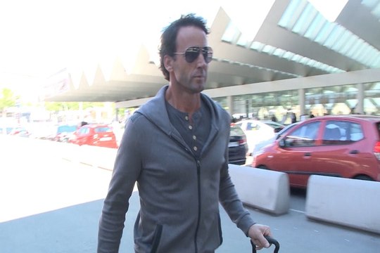 Álvaro muñoz Escassi, el silencio de su sepración