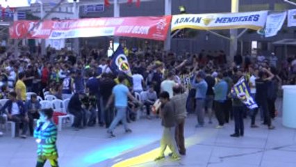 Başkan Çerçioğlu, Fenerbahçe'nin Kupa Coşkusuna Ortak Oldu