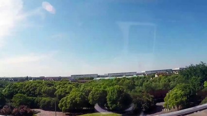 Deux trains Maglev se croisent à 430 km h   de la folie