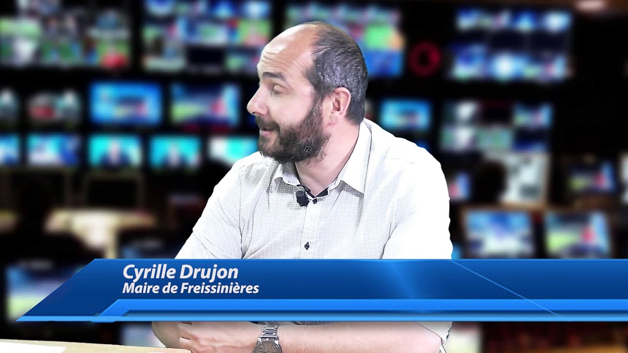 Deux clochers protestant et catholique pour Freissinières