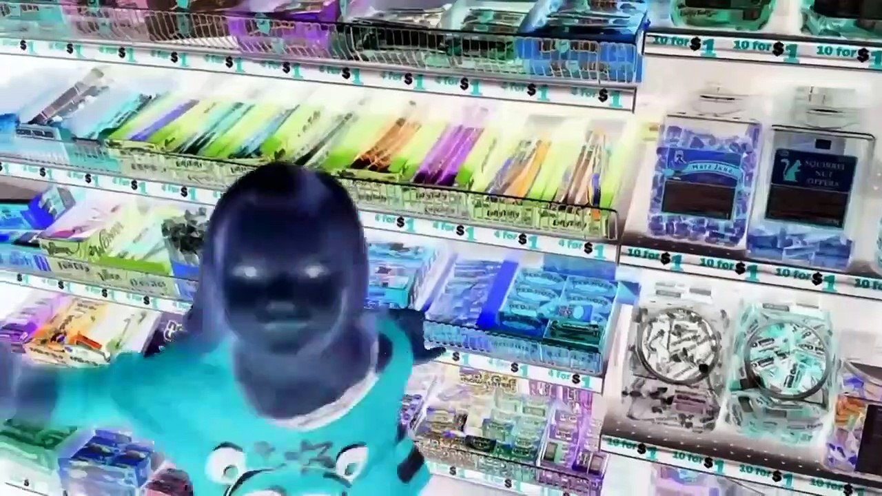 Bash Pumpkin!  Smash chocolate pumpkin!  Halloween Candy review _ Kid Candy Review _ Babyteeth4-uQrMMzP