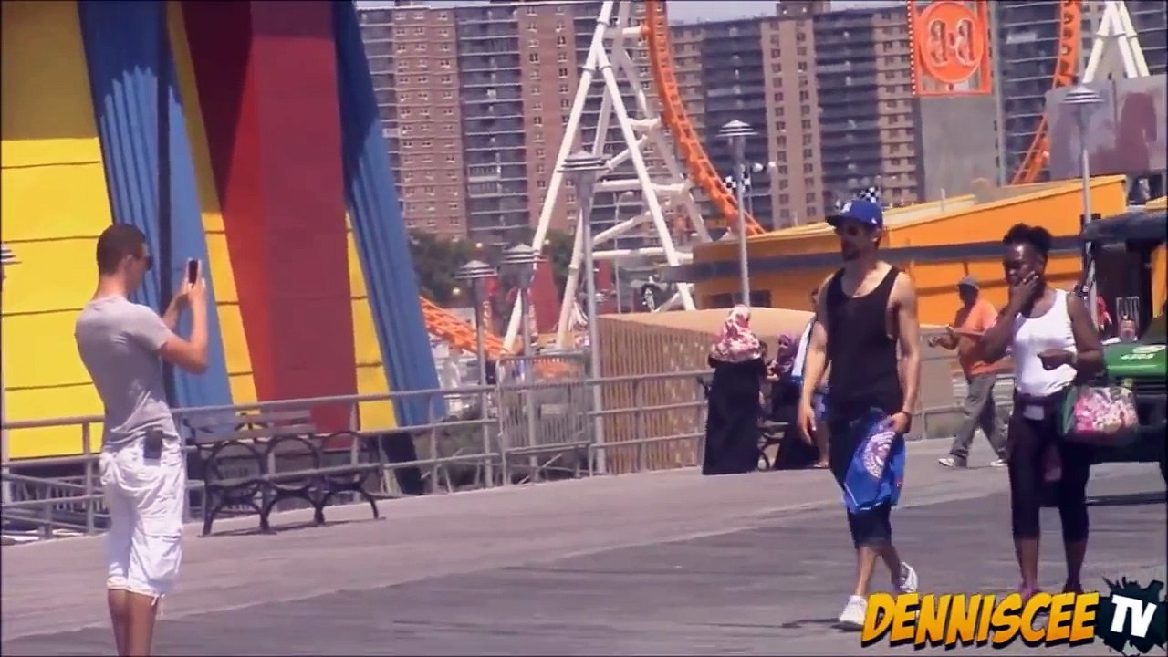 Il fait des blagues qui tournent très mal