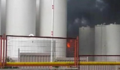 İkitelli Organize Sanayi Bölgesinde yangın... İlk görüntüler