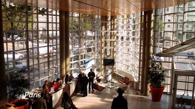 Signature de convention avec le Comité national olympique et sportif français (CNOSF)