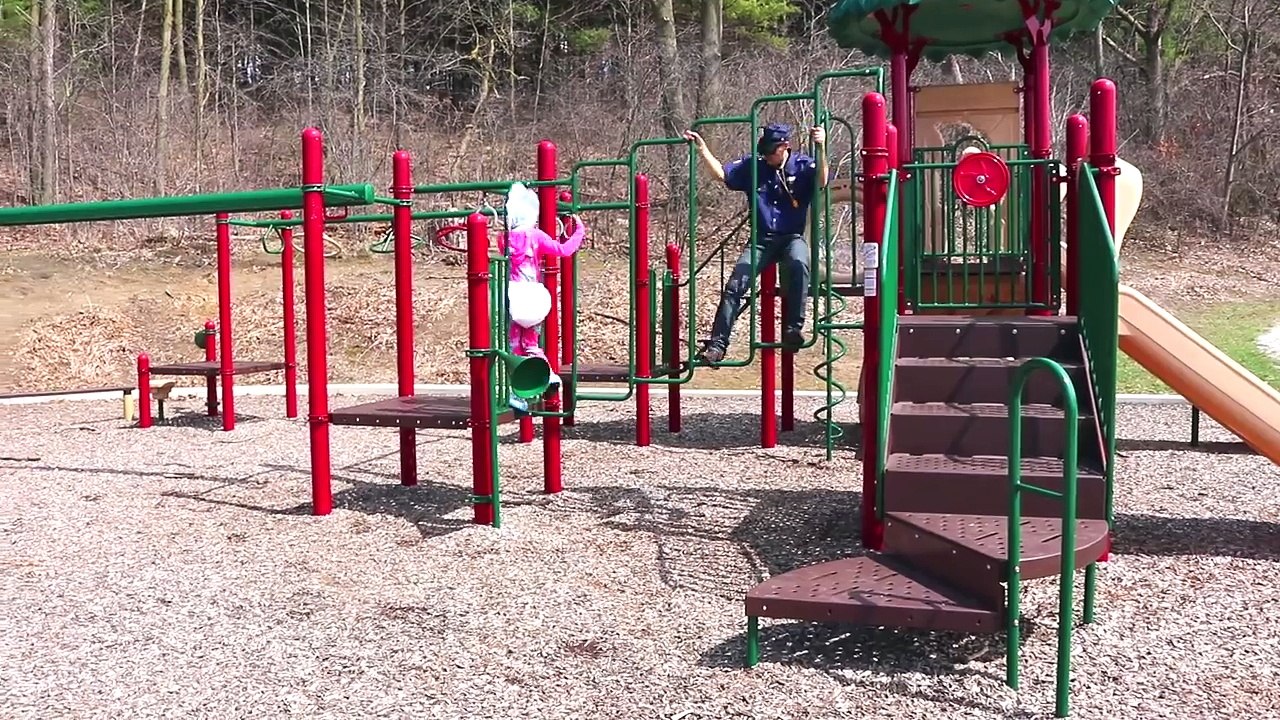 Bad Baby Escapes Police