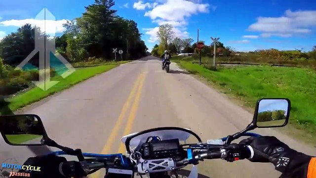 DANGEROUS & SHOCKING MOMENTS MOTORCYCLE CRASHES 2017 _ SCARY MOTORCYCLE ACCIDENTS