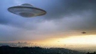 Incredible UFO over skyscrapers and incredible green bowl over Japan! UFO 2017
