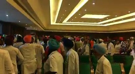 protest against bikram majithia 2
