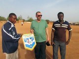 Remise équipement à l 'équipe de l ASO Burkina faso