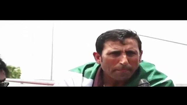 Aap Ne Yasir Shah Ko Kia Tip Di Check Younis Khan's Reply