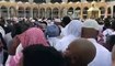 Quand Marième Faye Sall se débrouille autour de la Kaaba pour accomplir le tite