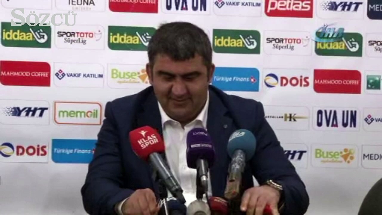 Ümit Özat: "Takımın takviye oyunculara ihtiyacı var"