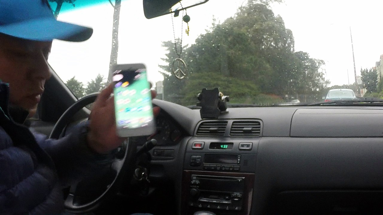 Wireless Radio Transmitter for Google Pixel XL by Gizmo Guy