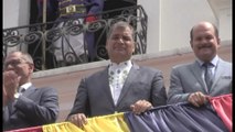 Seguidores de Correa acompañan al mandatario en su ultimo cambio de guardia presidencial