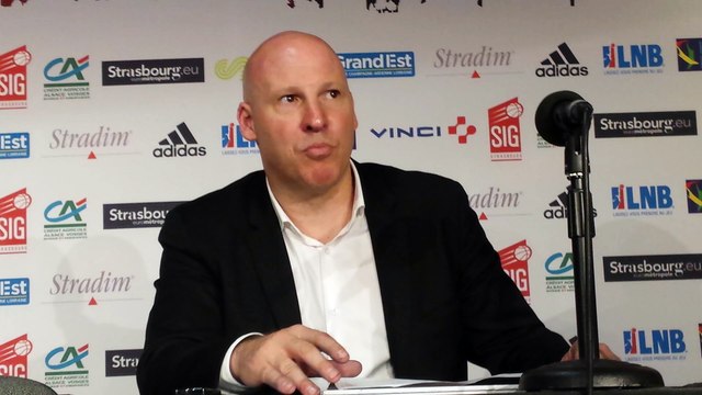 Eric Bartecheky après la victoire de Pau à Strasbourg, match 1 des quarts de finale du play-off