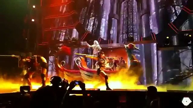 Britney Spears Gimme More