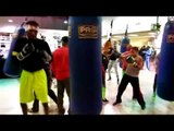 future champ ROBERT EASTER TEARS UP HEAVYBAG; READY FOR APRIL 1 EsNews Boxing