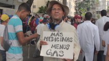 Médicos venezolanos exigen que se permita la entrada de ayudas humanitarias