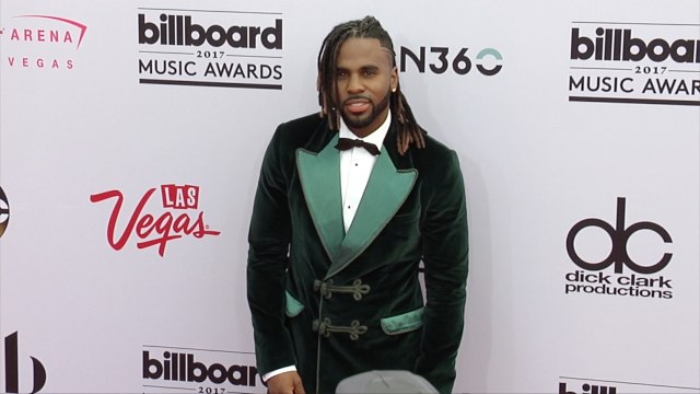 Jason Derulo 2017 Billboard Music Awards Magenta Carpet
