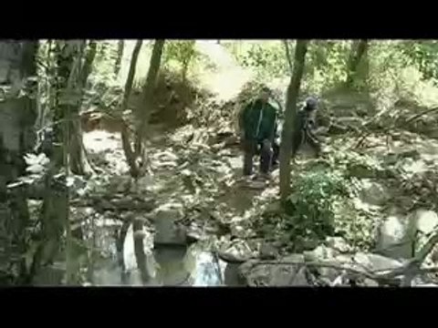 Spéléo par les Intra-terrestres