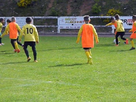 BUT DE NOE contre VILLERS 1 plateau du 20 mai 2017 a Cours