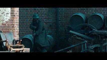 Wonder Woman - Clip - Stay Here