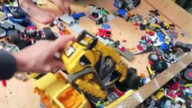 Toy Trucks Clean Up Legos-XNwXy