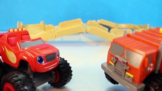 BLAZE AND THE MONSTER MACHINES Trucks Coaches Tonka Climb Overs Treader in Monster Truck Race-PMnCTm09V