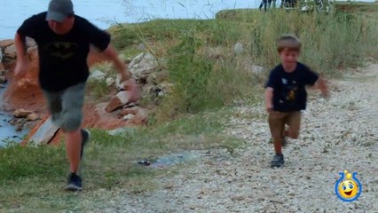 Family Fun Night Playing with Fireworks on 4th of July Lighting Parachute Fireworks & TNT Poppers-u-w