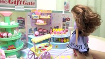 Licca-chan Doll Hello Kitty Sanrio Store Playset-V_o3MWJpu