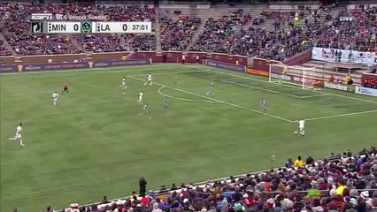 Giovani Dos Santos Proves His Feet Are Made Of Velvet With Another Absurd Goal