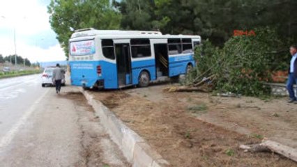 Burdur Yağış Kazalara Neden Oldu, 10 Yaralı