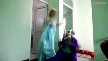 Frozen Elsa LOSES her HEAD! w_ Joker Spiderman & Spidergirl Funny Superheroes in Real Life-YXEe