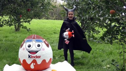 Download Video: GIANT KINDER SURPRISE EGG 50 Kinder Surprises Eggs Frozen Elsa Star Wars Batman Disney Princess Toys-0WhEc76