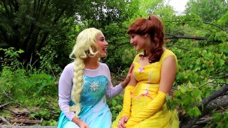 Frozen Elsa & Spiderman POOL KISS! w_ Pink Spidergirl Joker Anna Catwoman  PRANK! Superhero Fun  -)-cwI