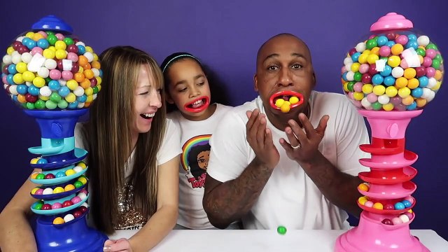 Giant Dubble Bubble Gumball Machine - Extreme Bubble Gum Challenge - Parents Edition! SUPER GROSS-5