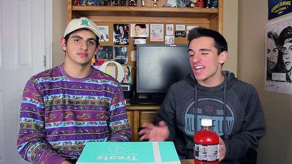 ROMANTIC SNACK EATING! (Trying Foreign Candy - Sweden!)-o45dyHuhF