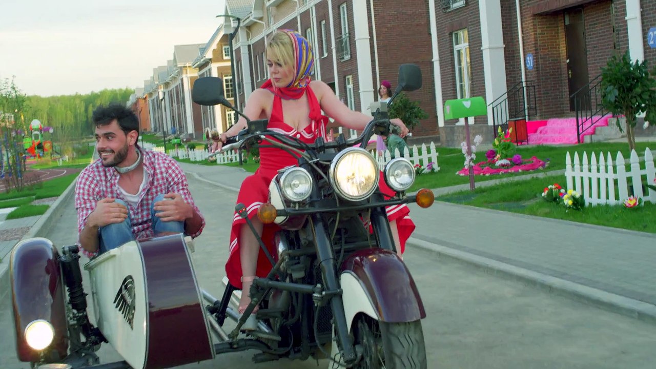 Алина Гросу - Собака@ (ПРЕМЬЕРА КЛИПА 2016)