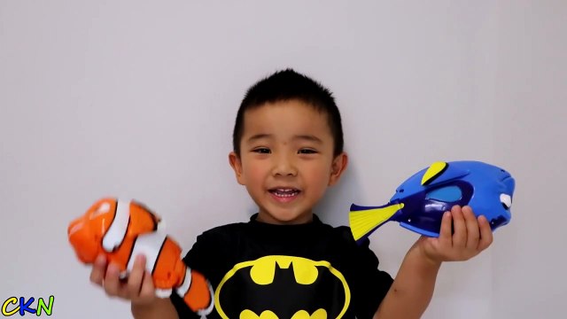 Finding Dory And Nemo Swimming Toy Fish Kids Inflatable Pool Fun With Ckn Toys-TS