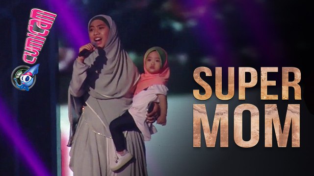 Di Malaysia, Oki Setiana Dewi Nyanyi Sambil Gendong Anak - Cumicam 24 Mei 2017