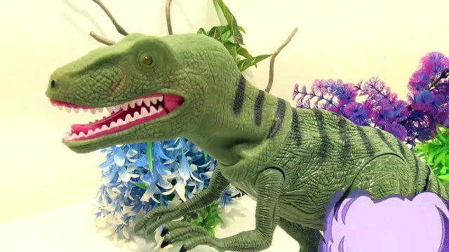 KHỦNG LONG BẠO CHÚA bị xe ô tô cảnh sát dọa vãi phân, DINOSAUR AND POLICE CAR TOY POOP STORY 847-1zs