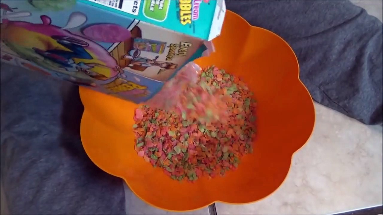 3 Bad Babies Victoria Annabelle Baby Daddy 'Hidden Surprise Eggs' Toy Freaks-iMuBD_EIp