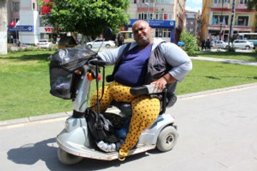 Geçirdiği Trafik Kazasının Ardından Vücudu Kurtlandı