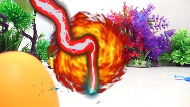 KHỦNG LONG BẠO CHÚA biến XE MÁY XÚC thành trứng bóc trứng ăn kẹo surprise eggs toy for kids 814-v6ZfN7P