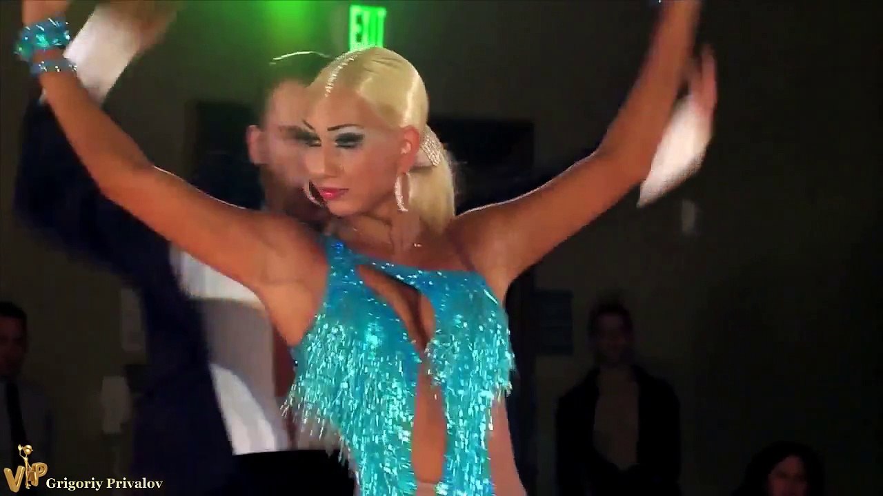 Ах какая женщина