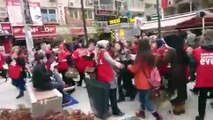 İzmir'de Broşür Dağıtan Kadın Topluluğuna Saldırı