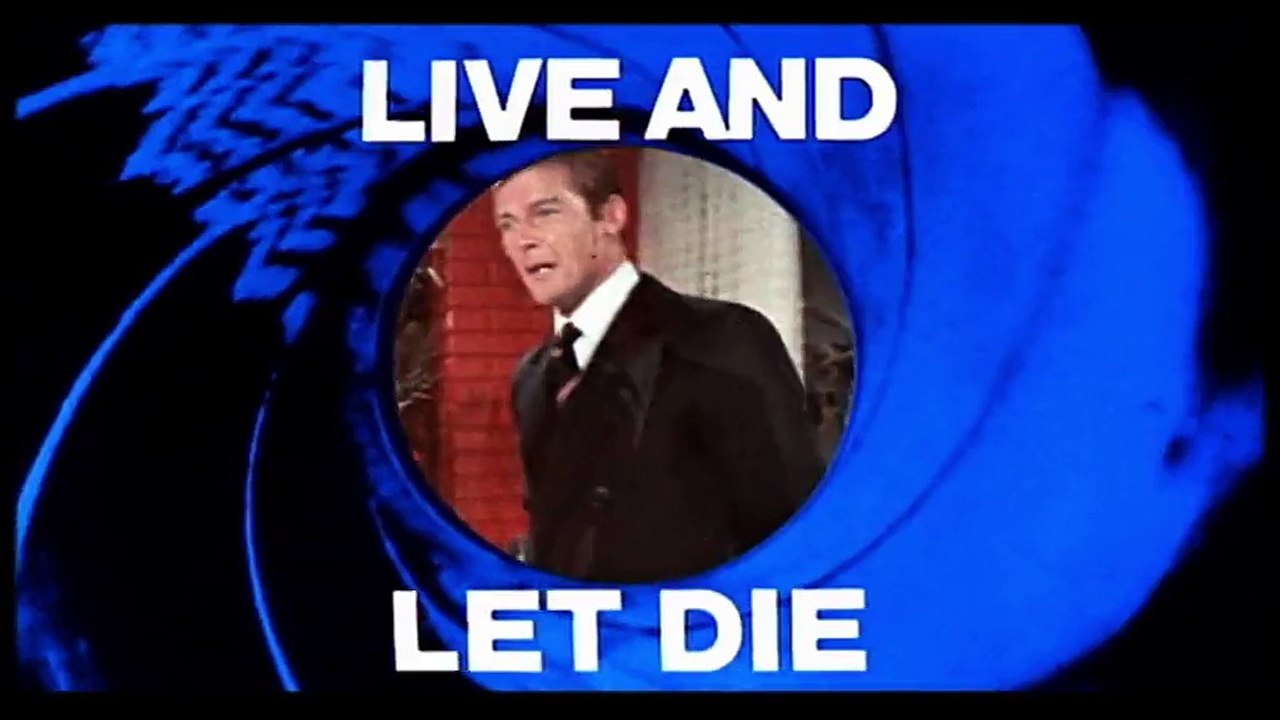 "James Bond", "Amicalement vôtre", "Le Saint" : la carrière de Roger Moore en trois grands rôles